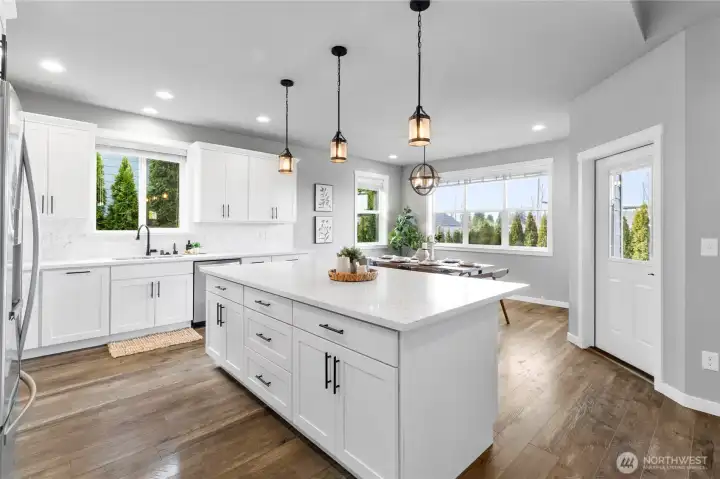 Large island with quartz countertops