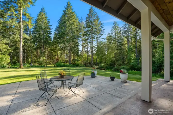 Oversize concrete patio