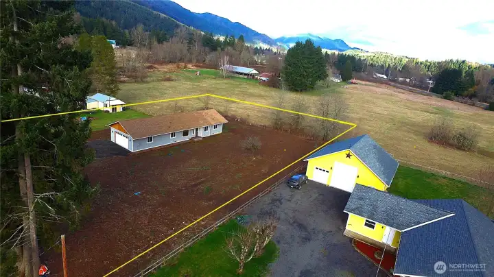 Peaceful setting, minutes to fishing lakes, hunting & endless recreation—yet convenient to local schools, medical & amenities.