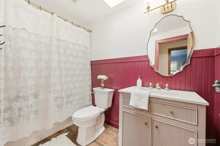 Secondary full bath, upstairs