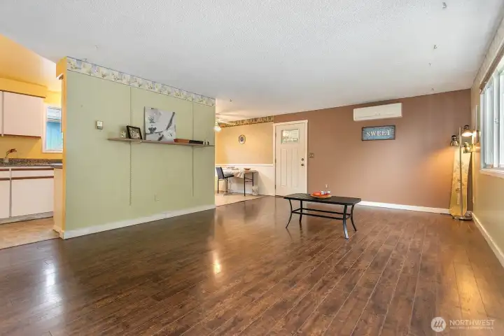 Nice Size LR/Great Room