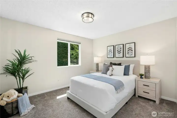 Second bedroom, front of house