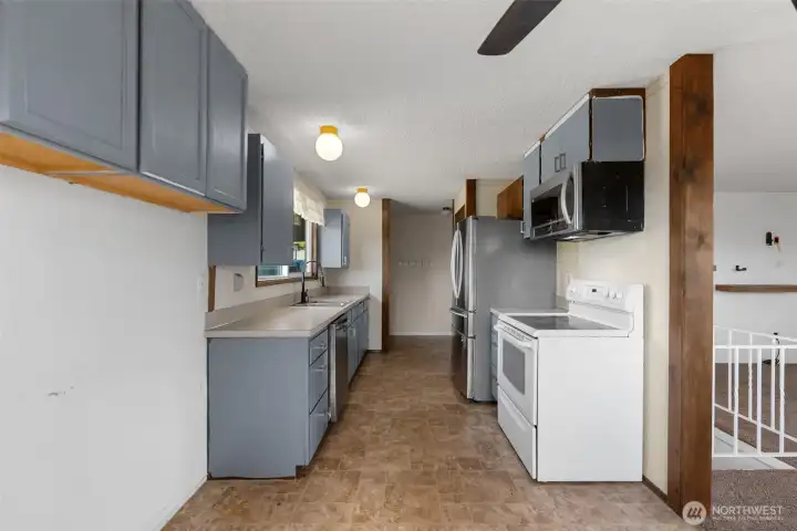 kitchen/dinning