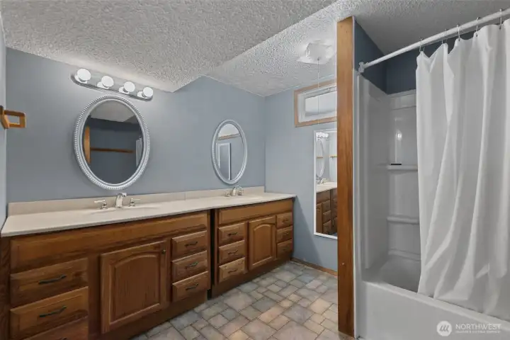 Basement Full Bathroom