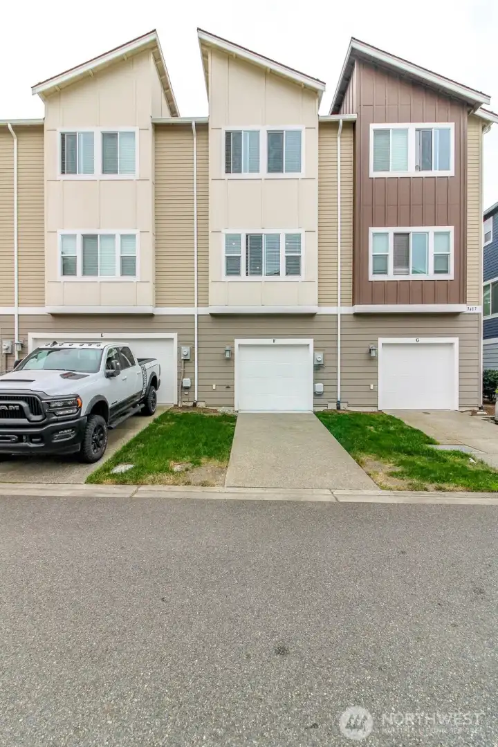 Back, garage entrance