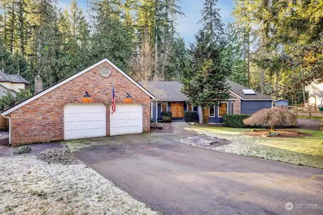 Beautiful 4-BD Sammamish rambler