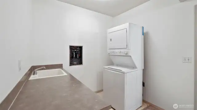 Large utility room!