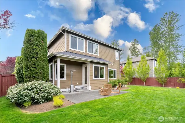 Don't miss the huge side yard!