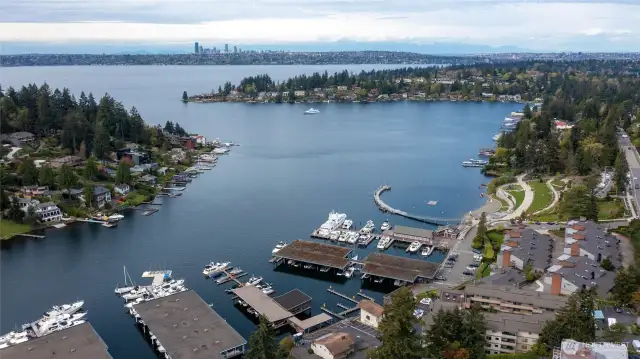 Bellevue’s new Waterfront Park is just a few blocks away, offering scenic beauty and outdoor recreation.