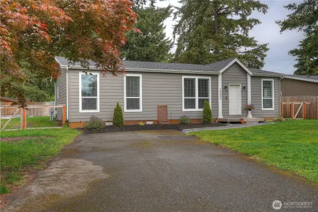 Delight in this nearly new 3 bedroom, 1.75 bath open concept home sited on a large lot located in cul-de- sac. Welcome home!