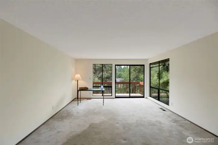 4 bedrooms on same floor including Large primary en suite