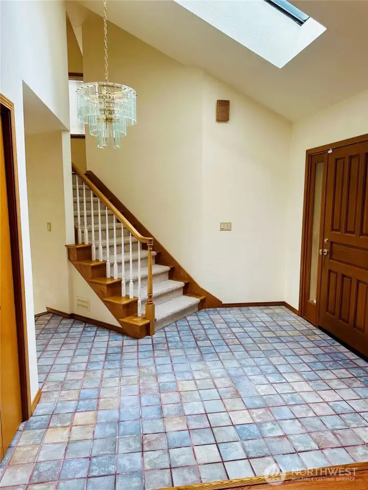 Foyer.