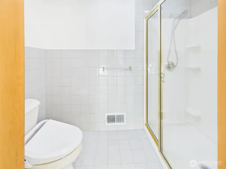 Privacy door in primary bathroom.