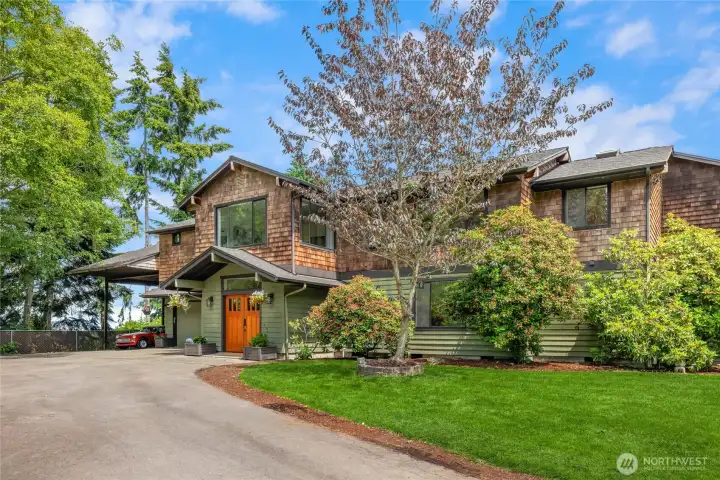 Welcome to this classic Bainbridge Island home.