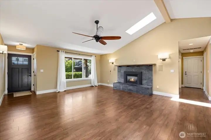 Bright living room with vaulted ceilings