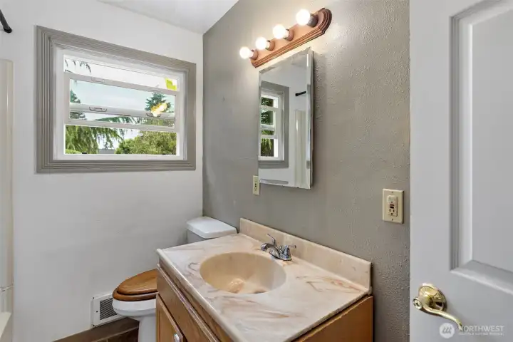 main living bathroom