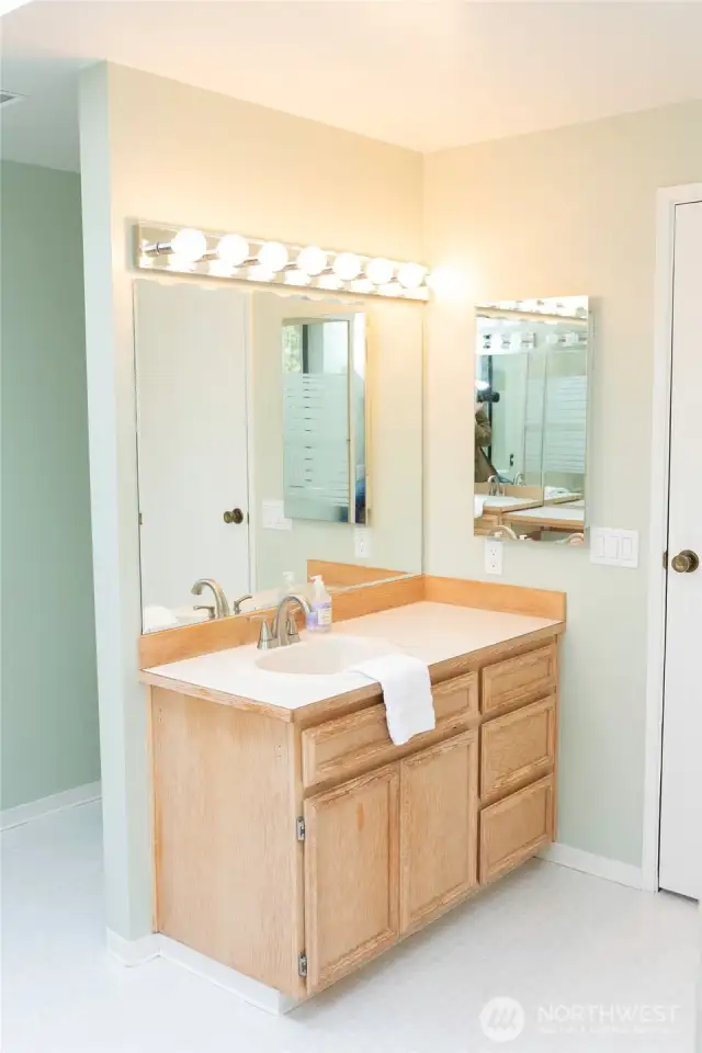 another masters vanity