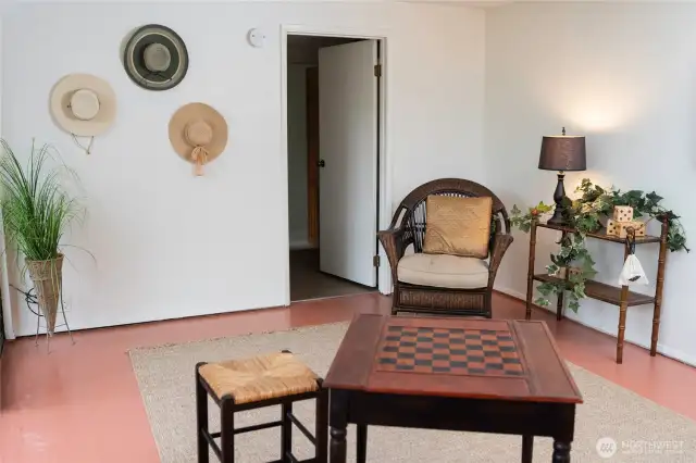 Lower level extra room