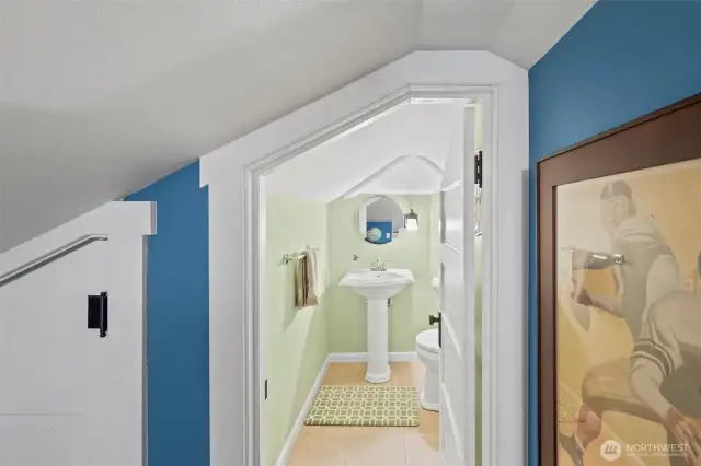 Tastefully done half bathroom in the upstairs bedroom loft.