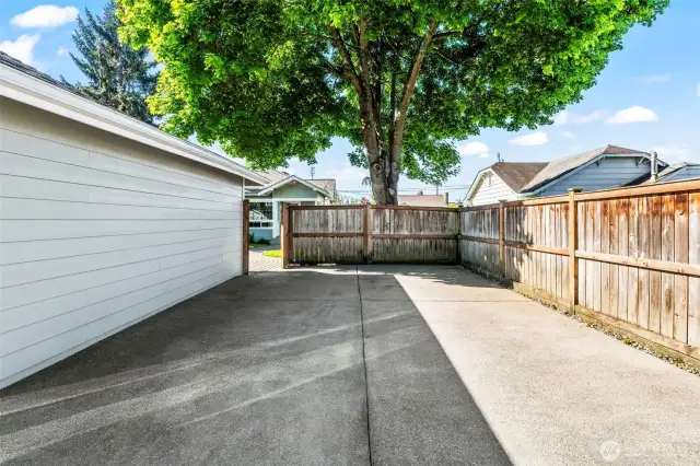 Plenty of space to park your cars, keep them inside the garage, on the parking pad or with all the off street parking in front of the home.