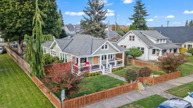 Living here is like living in your own little resort. The outdoor spaces in the front and the back of the home are relaxing and appealing any time of the year.
