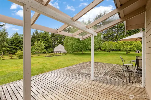 Covered porch area