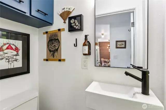 First floor powder bath