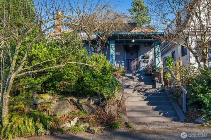 Surrounded by beautiful homes that have had recent remodels and just a short walk to upper Queen Anne retail.