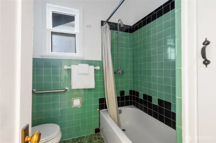 Main floor full bathroom.