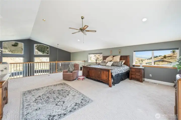 Primary loft bedroom, can be used as anything