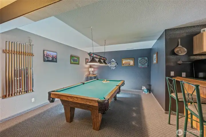 Billiards room, pool table stays