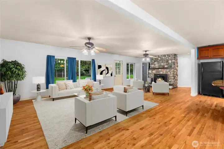 This photo has been virtually staged