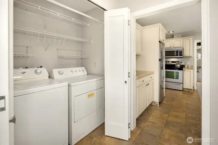 Laundry closet + shelving
