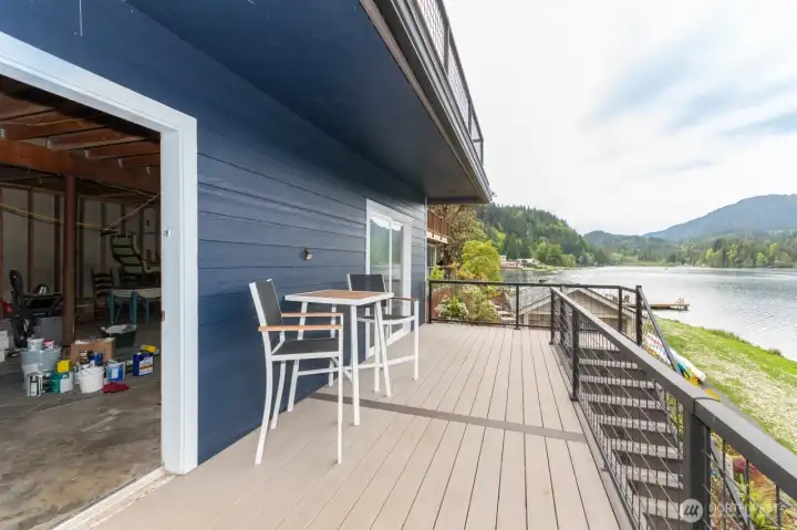 lower unit deck