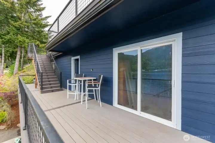 lower unit deck
