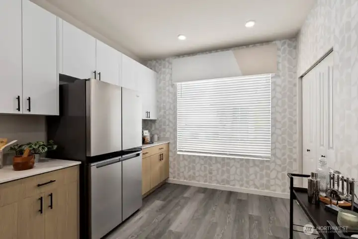 Photos are for representation only. Features, colors and selections may differ from photograph. See site agent for details. Photos are for representation only. Features, colors and selections may differ from photograph. See site agent for details.