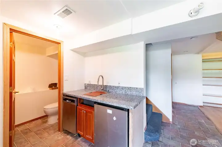 Lower Floor Sink and 1/4  Bathroom
