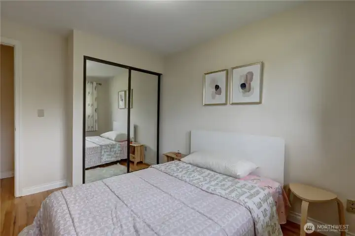 Bedroom2a