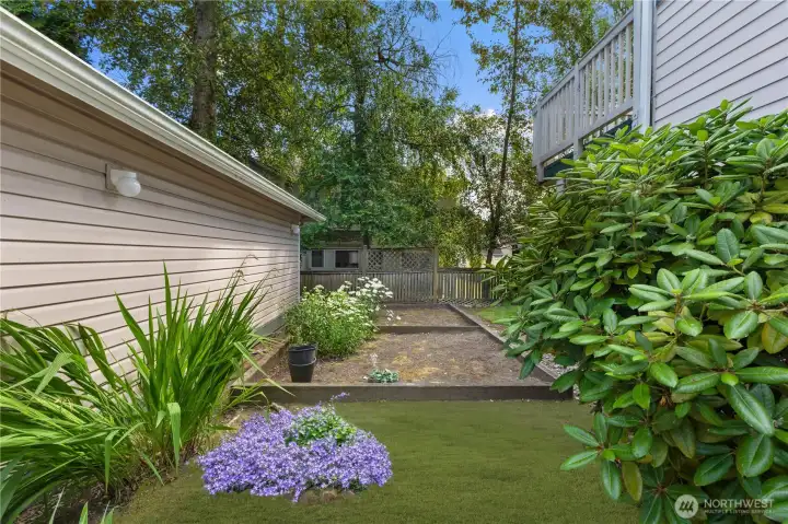 large planter boxes for your garden right outside your door