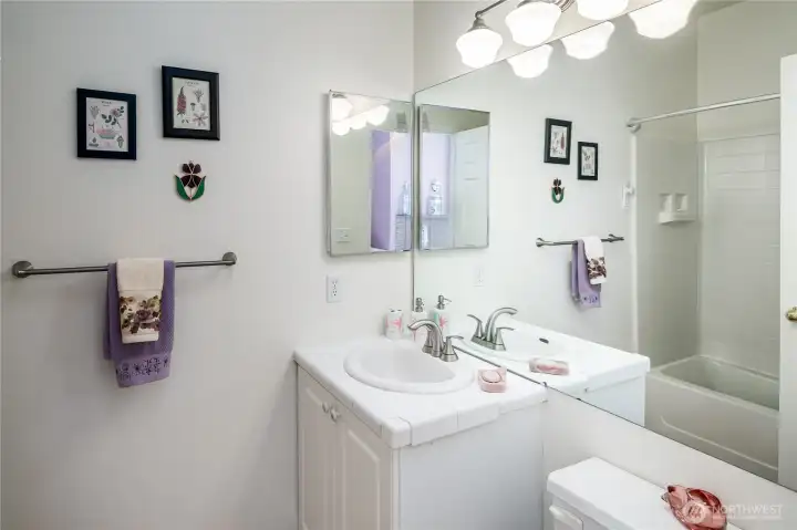 Ensuite bathroom for secondary bathroom with Tub/Shower combo