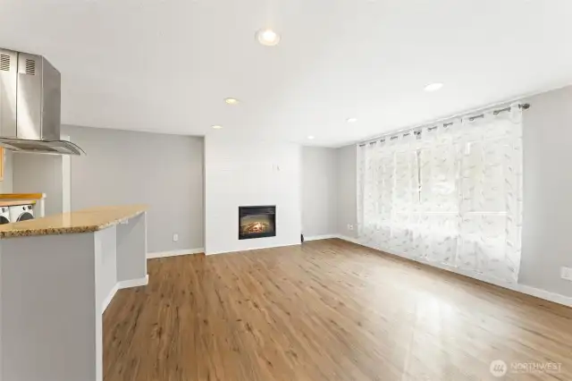 Electric fireplace for ambiance