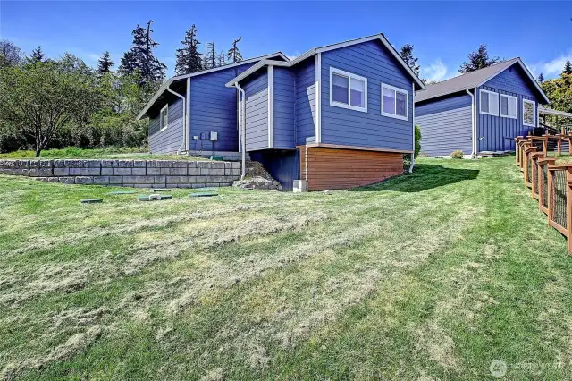 Guest suite, 2 car garage....new siding, paint, fencing and....septic. This home offers a beautiful Island gettaway simply and hour away from the city, or....fully furnished, everything included for a PERFECT AirBnB option too!