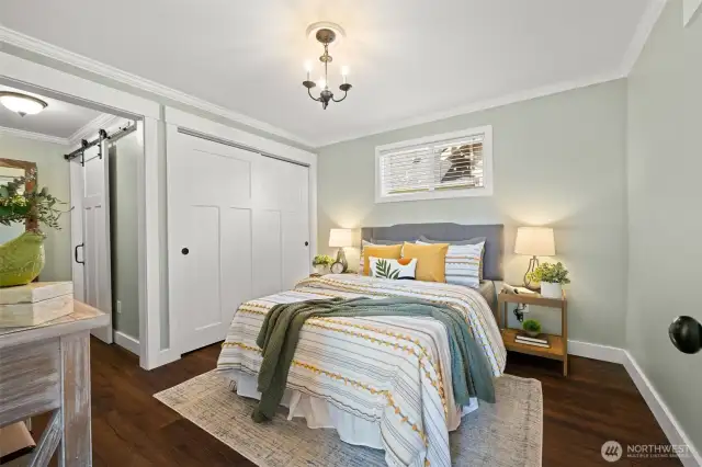 Main level primary suite