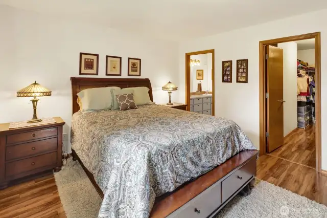 The primary bedroom features a bathroom ensuite and extra-large walk-in-closet.