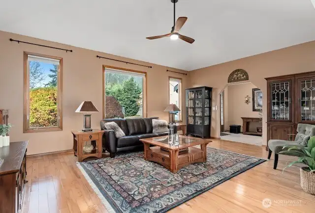 Living room 2