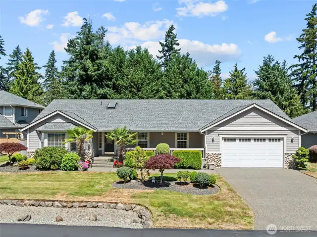 Sought after neighborhood, cul-de-sac street setting of like quality homes.