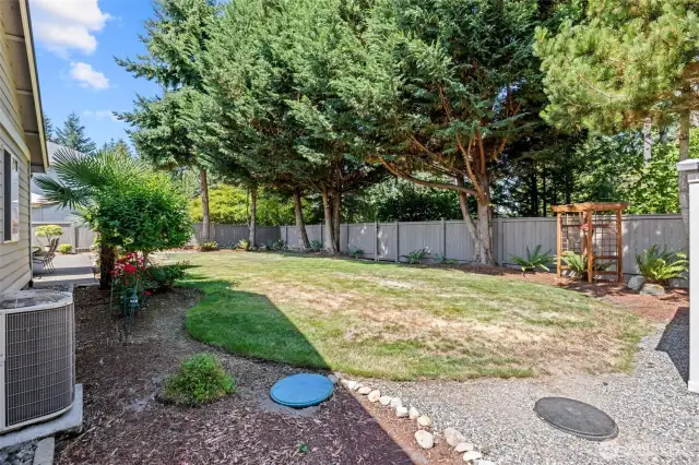 Park like setting in both front and back yards.