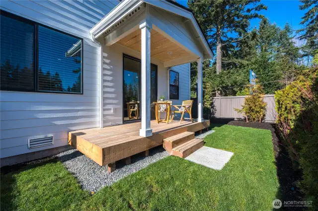 Covered Deck is NOT available on all homesites at Coyote Ridge. Ask Listing Broker for details.