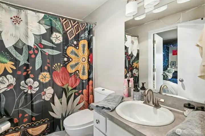 Full bath on upper level