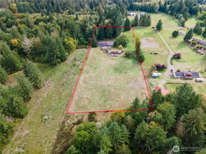 Approximate property lines shown. Perfect fenced pasture spaces for horses, cattle, or any other farm animals!